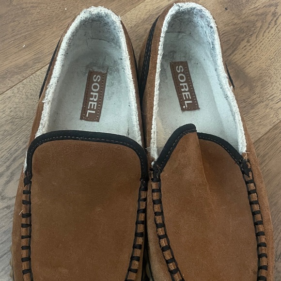 Sorel Men’s Dude Moc Tan Suede Slipper Size 7.5 - Picture 5 of 14